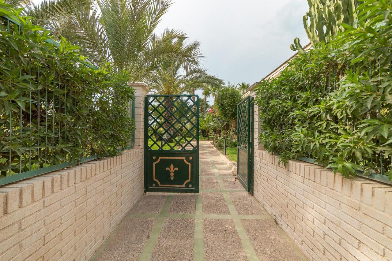 Villa Aldar Альбир Экстерьер фото